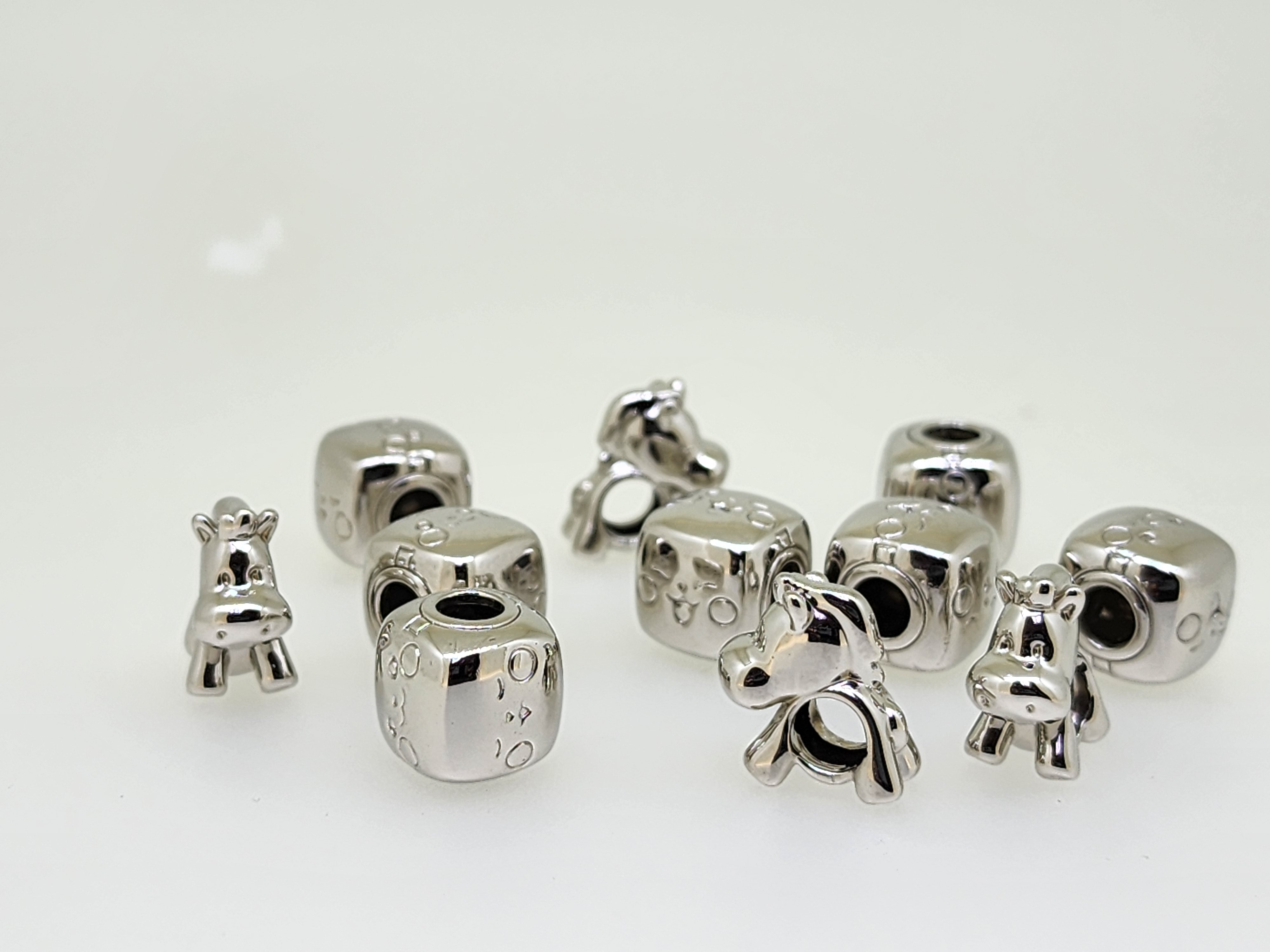 Pt electroforming sample
